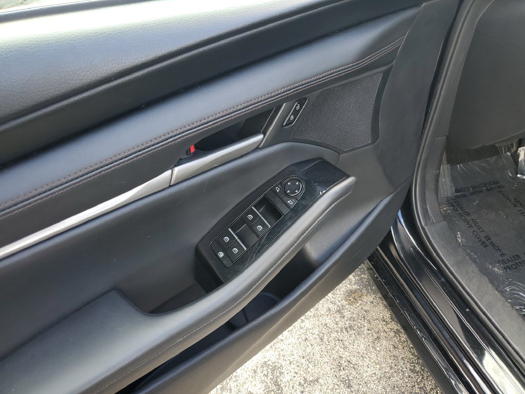 Used 2024 MAZDA MAZDA3 s FWD image 17