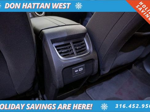 Used 2020 Chevrolet Blazer LT image 26