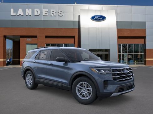New 2026 Ford Explorer Active RWD image 7
