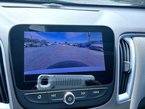 Used 2024 Chevrolet Malibu LS image 14