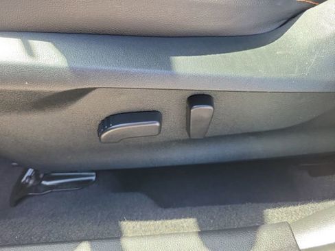 Used 2018 Subaru Crosstrek 2.0i Limited image 24