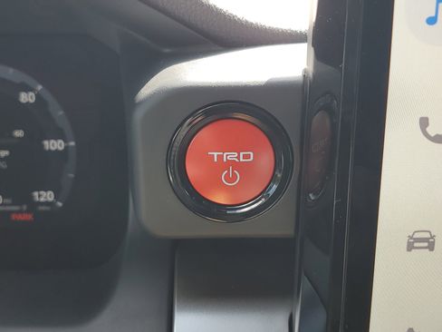 New 2025 Toyota Tacoma TRD Off-Road image 34