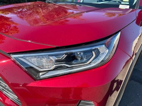 Used 2021 Toyota RAV4 Limited w/ Limited Grade Weather Package AWD/4WD image 10