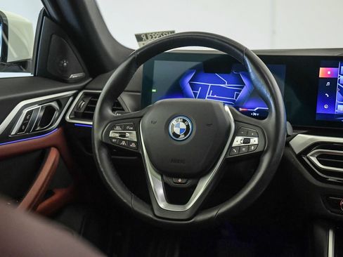 Used 2023 BMW i4 eDrive40 RWD image 12