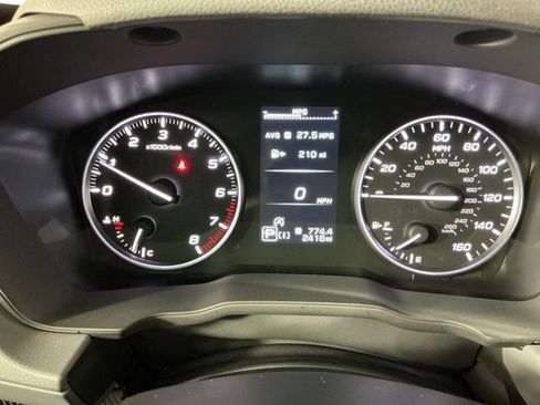 Used 2024 Subaru Crosstrek 2.0i Premium AWD/4WD image 19