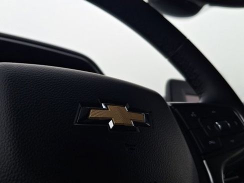 Used 2023 Chevrolet Suburban LS image 24