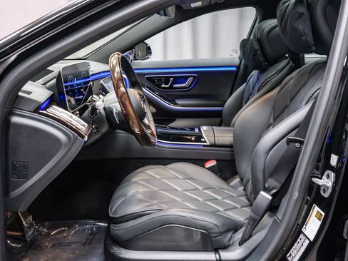 Certified 2024 Mercedes-Benz Maybach S 580 4MATIC image 17