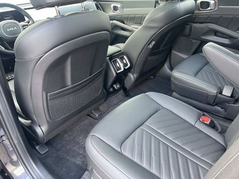 Used 2025 Kia Sorento SX Prestige AWD/4WD image 19