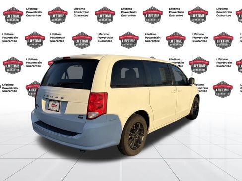 Used 2019 Dodge Grand Caravan GT image 6