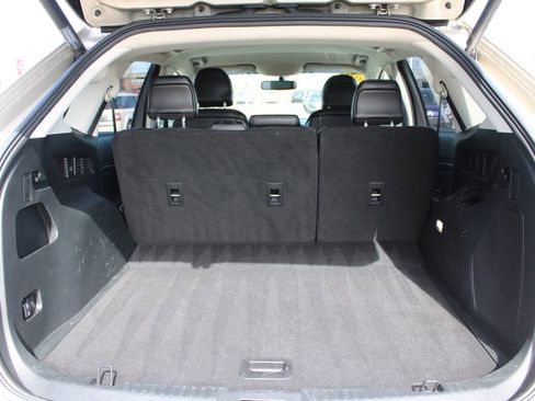 Used 2018 Ford Edge Titanium image 10