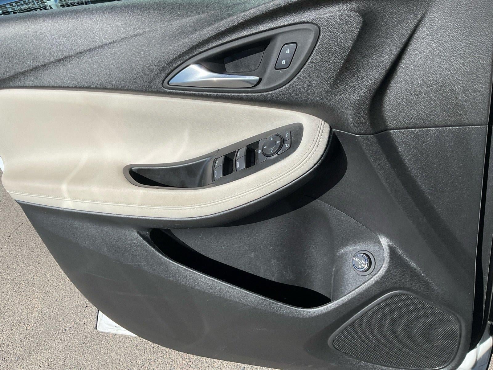Certified 2024 Buick Encore GX Preferred AWD/4WD image 19