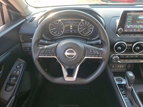 Used 2024 Nissan Sentra SV FWD image 19