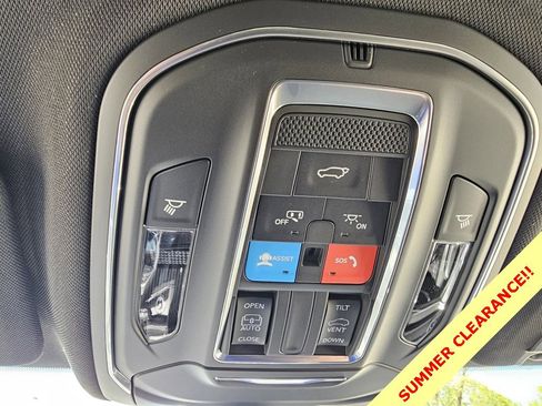 New 2025 Jeep Grand Cherokee L Altitude image 21