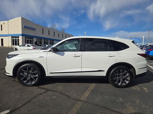 Used 2023 Acura MDX A-Spec image 8