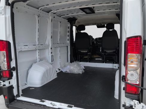 New 2025 RAM ProMaster 1500 w/ Convenience Group image 28