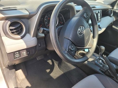 Used 2014 Toyota RAV4 XLE image 7