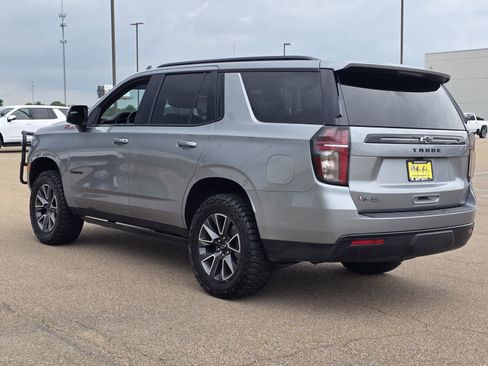 Used 2024 Chevrolet Tahoe Z71 w/ Luxury Package AWD/4WD image 7