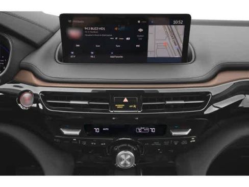 Used 2023 Acura MDX SH-AWD w/ Technology Package image 11
