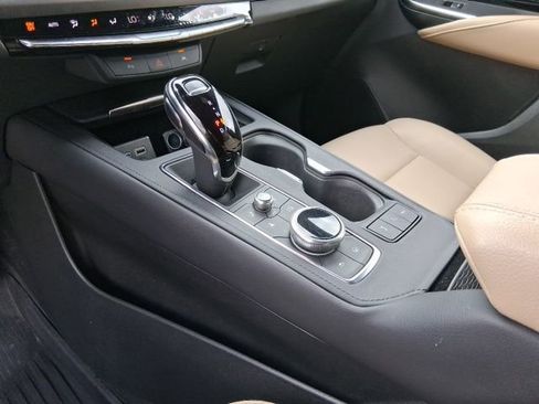 Used 2024 Cadillac XT4 Luxury image 15