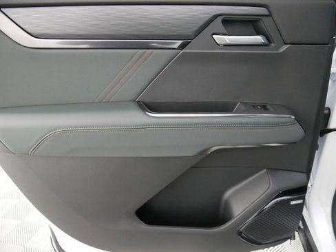 New 2026 GMC Acadia AT4 w/ Luxury Package image 16