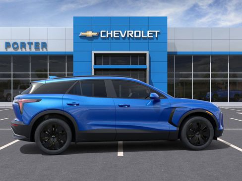 New 2025 Chevrolet Blazer EV LT image 29