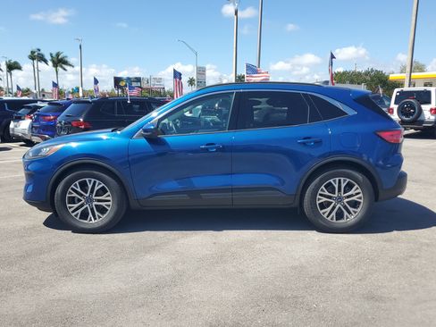 Used 2022 Ford Escape SEL w/ Technology Package image 8