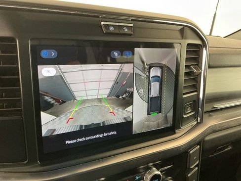 Used 2025 Ford F450 Lariat w/ FX4 Off-Road Package image 22