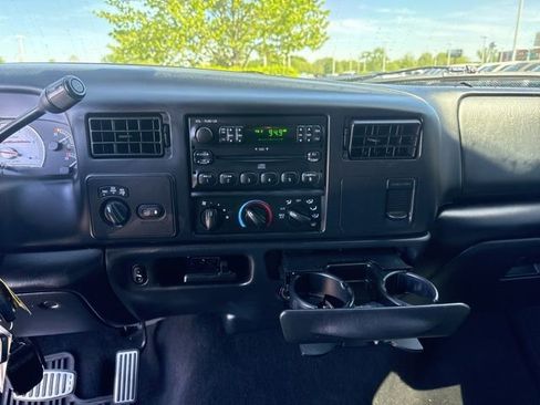 Used 2004 Ford F250 Harley-Davidson AWD/4WD image 17