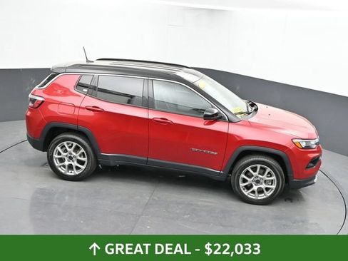 Used 2025 Jeep Compass Limited AWD/4WD image 38