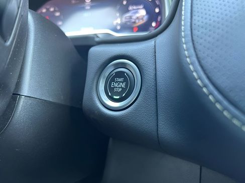 Used 2023 Chevrolet Suburban Premier RWD image 23