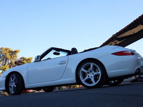 Used 2009 Porsche 911 Carrera S RWD image 18