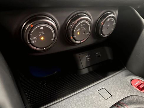 Used 2027 Nissan Z NISMO RWD image 18