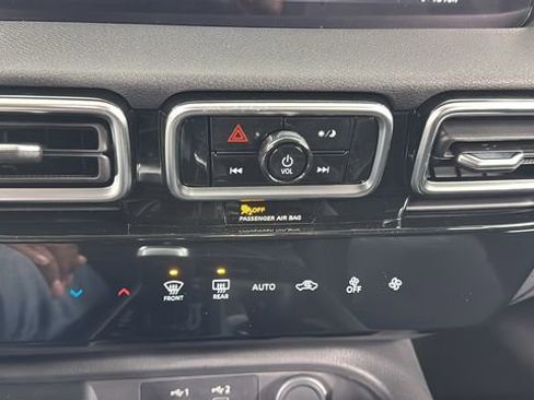 New 2026 Nissan Sentra SV w/ Floor Mat Package FWD image 24
