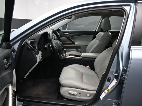 Used 2006 Lexus IS 350 image 10