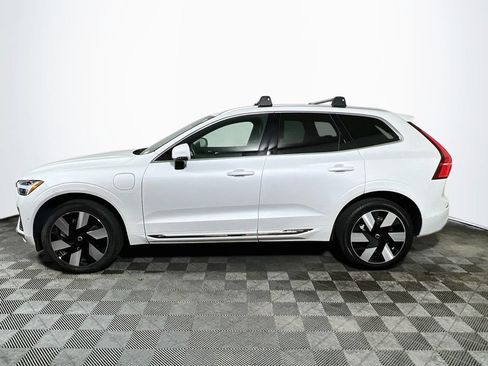 Used 2023 Volvo XC60 T8 Plus w/ Protection Package Premier AWD/4WD image 4