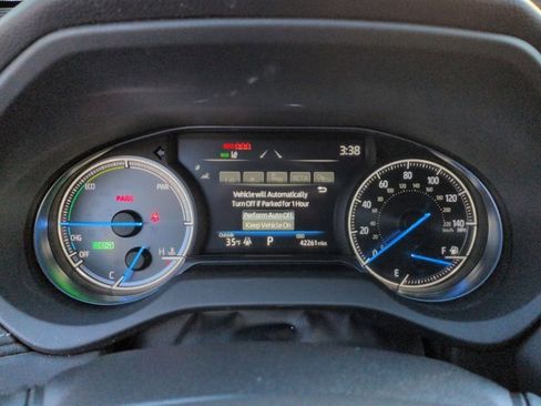 Certified 2023 Toyota Venza LE image 21