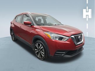 Used 2020 Nissan Kicks SV video 1