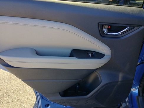 New 2026 Subaru Forester Limited image 12