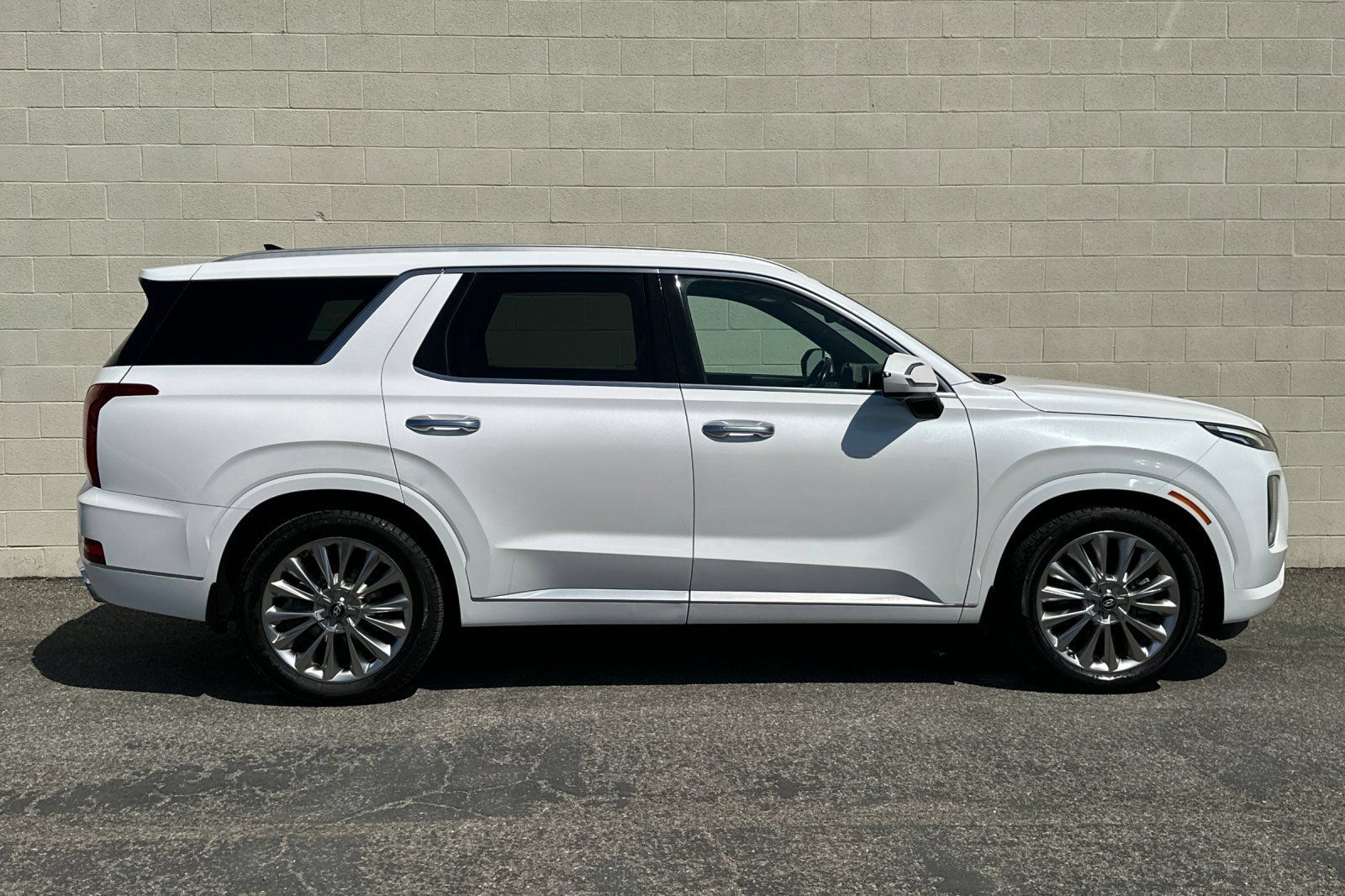Used 2020 Hyundai Palisade Limited AWD/4WD image 3