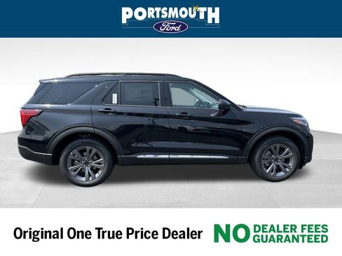 New 2025 Ford Explorer Active w/ Active Comfort Package image 6