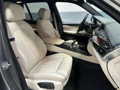 Used 2017 BMW X5 xDrive35i AWD/4WD image 9