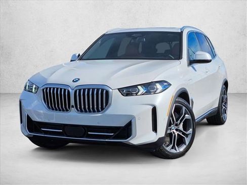 New 2026 BMW X5 xDrive50e w/ Premium Package image 1