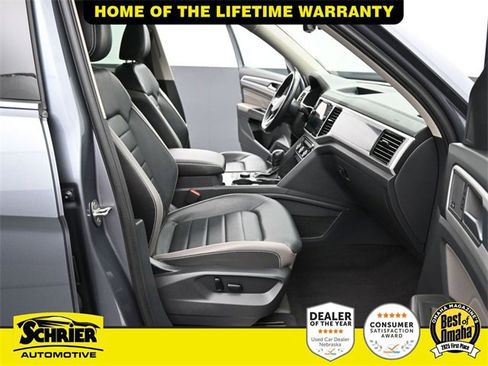 Used 2022 Volkswagen Atlas SEL Premium image 45