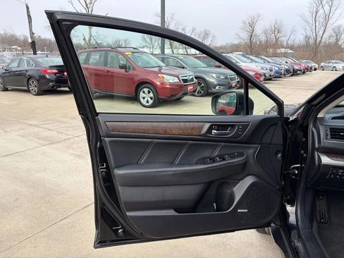 Used 2019 Subaru Outback 3.6R Limited w/ Popular Package #2 image 9