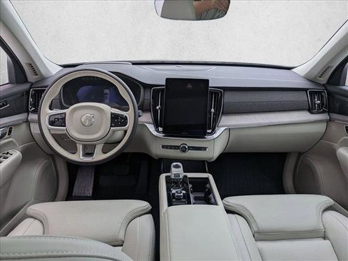 Used 2026 Volvo XC90 B6 Ultra w/ Protection Package AWD/4WD image 22