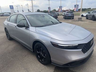 New 2025 Honda Accord SE