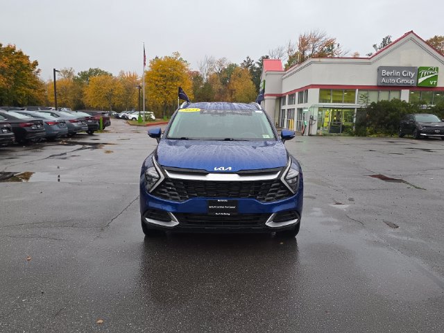 Certified 2023 Kia Sportage EX AWD/4WD image 3