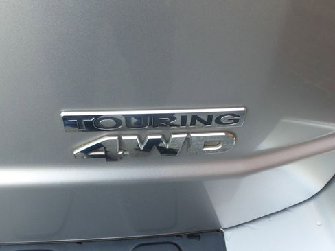 Used 2010 Honda Pilot Touring image 6