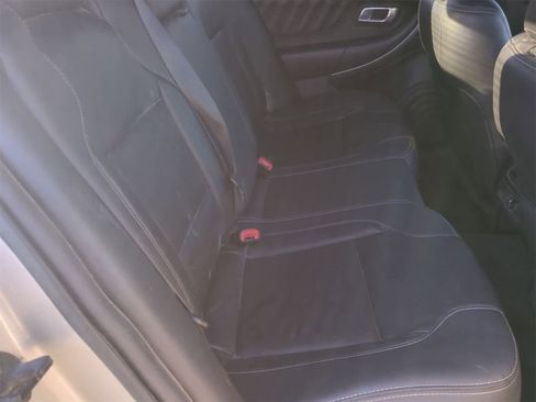 Used 2018 Ford Taurus SEL w/ Equipment Group 201A image 21