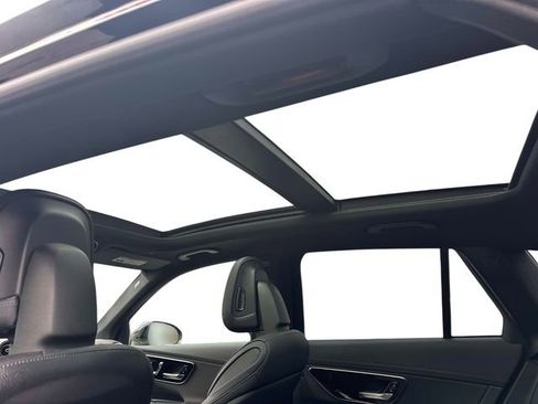 Certified 2025 Mercedes-Benz GLC 300 4MATIC image 12